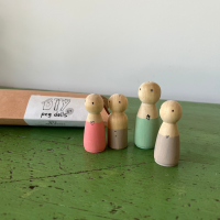 DIY peg dolls