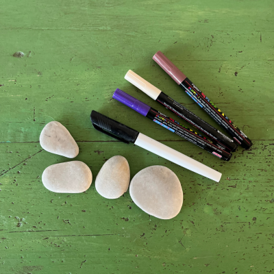 DIY Happy stones